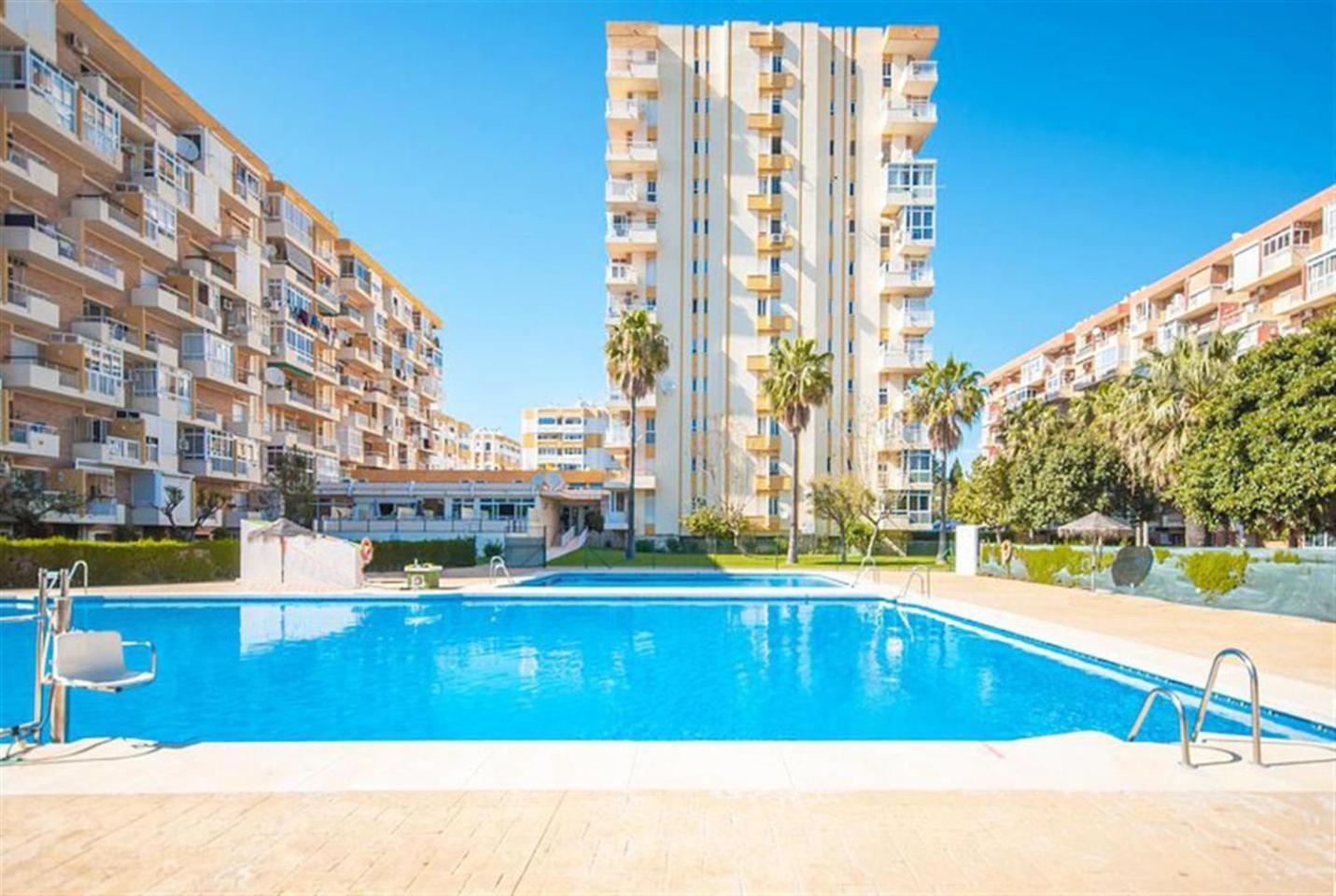 Alojamiento Hércules Benalmádena Exterior foto